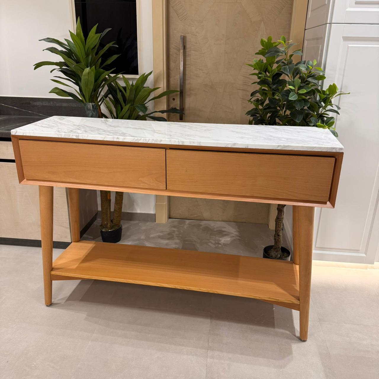 Classic Console Table Image